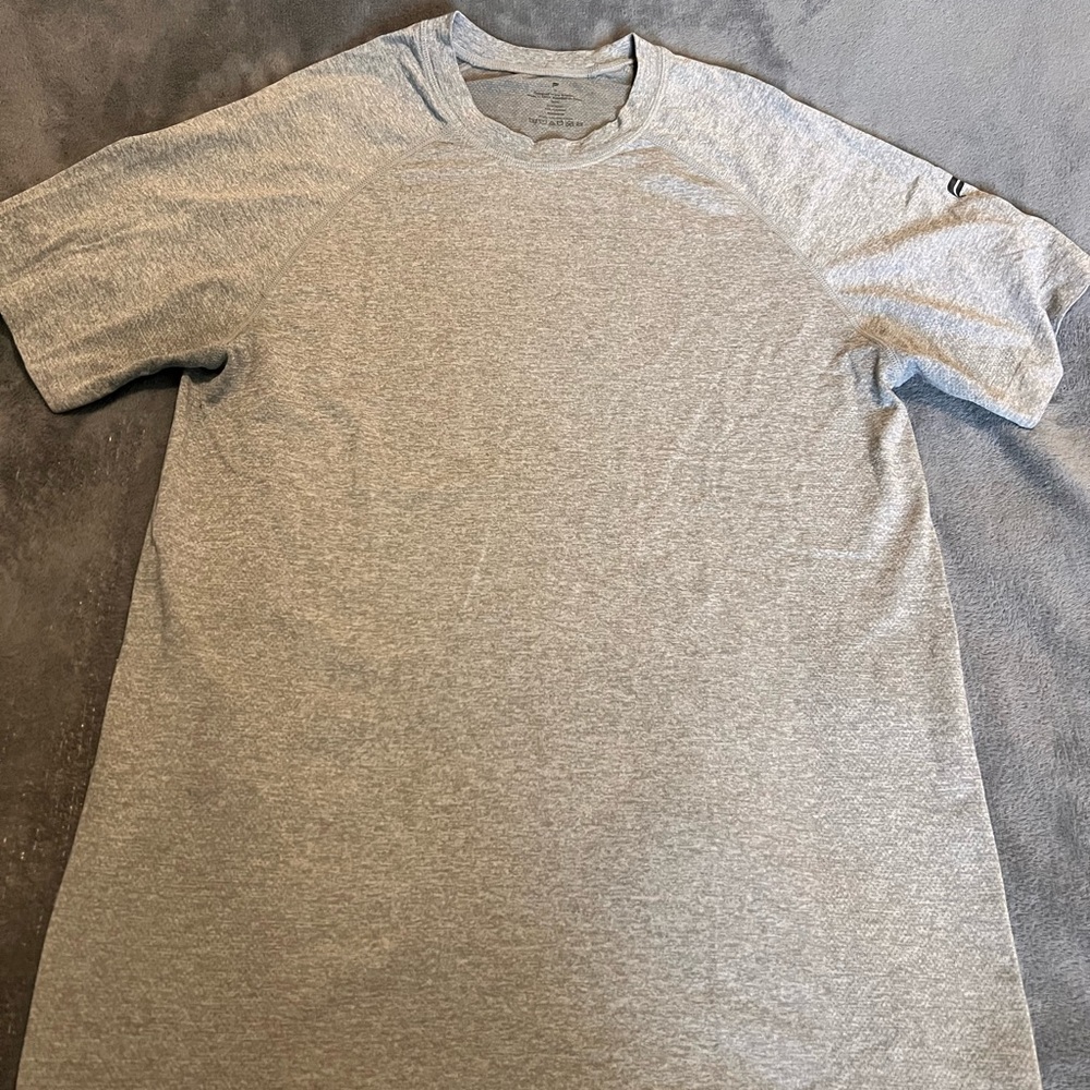Fabletics Grey Shirt